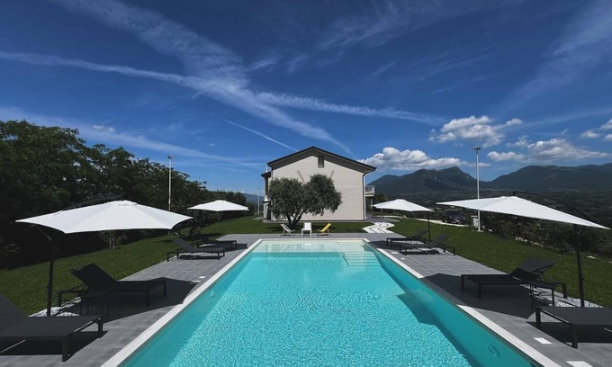 Castel Campagnano House | La Valle B&B