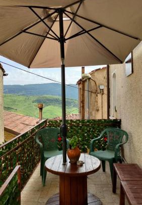 Pietrapertosa Apartment | La Via di Fuga