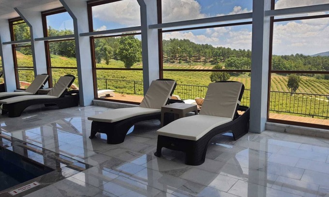 Keciborlu Hotel | La Vie En Rose Otel by Söğütdağı