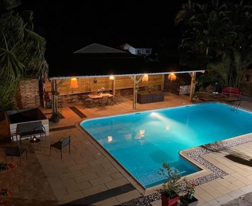 Sainte-Suzanne Bed & Breakfast | La Villa d'Elyas