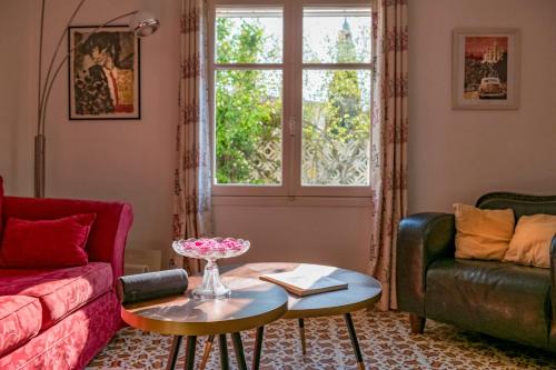 Port-Saint-Louis-du-Rhone House | La Villa ioanes