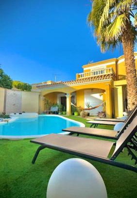 Fourques Villa | La villa Soleil