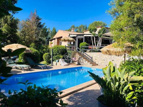 Callas Bed & Breakfast | La Villa Tosca