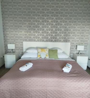 Istvanmezo Apartment | Lady Mabel's apartment near to Aréna, Puskás Stadion and City Park, with Guarded Parking place