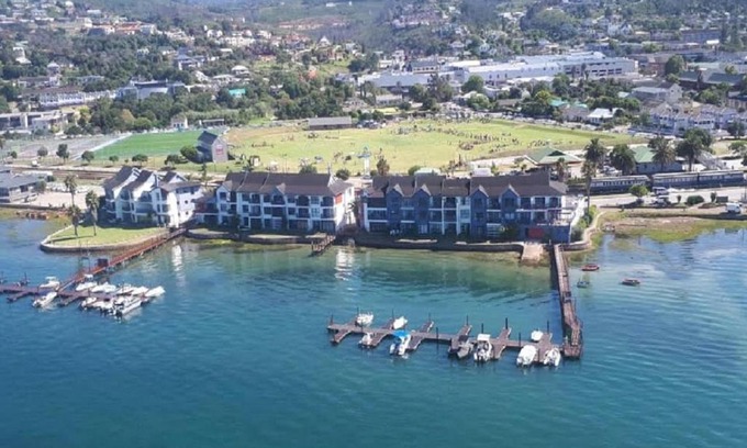 Knysna Central Apartment | Laguna Grove Holiday Rentals