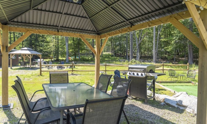 Moultonborough House | Lake Access + Game Room | 3BR Dog-Friendly
