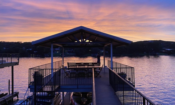 Rivercrest House | Lake Austin Waterfront Home