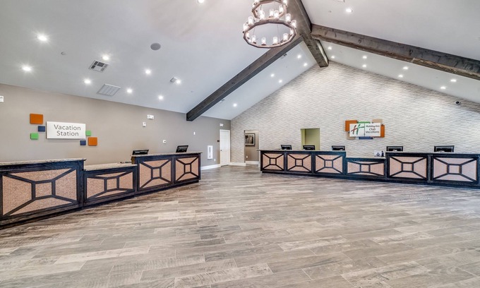 Conroe Villa | Lake Conroe Vacation | 5 Pools + 18-Hole Mini Golf