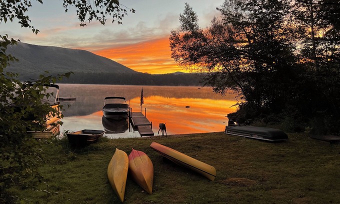Moultonborough House | Lake Cottage - Put your Feet up and Relax!