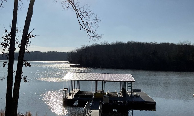 Perks House | Lake Egypt, Lake Front Home Steps Away From the Water