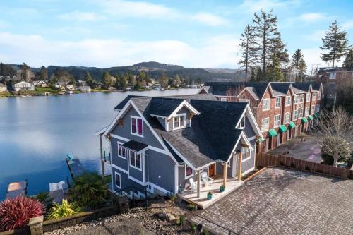 Lincoln City House | Lake Escape