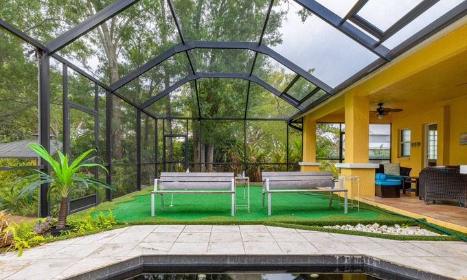 Egypt Lake-Leto House | Lake Front-Jacuzzi-Mini Golf-Exclusive