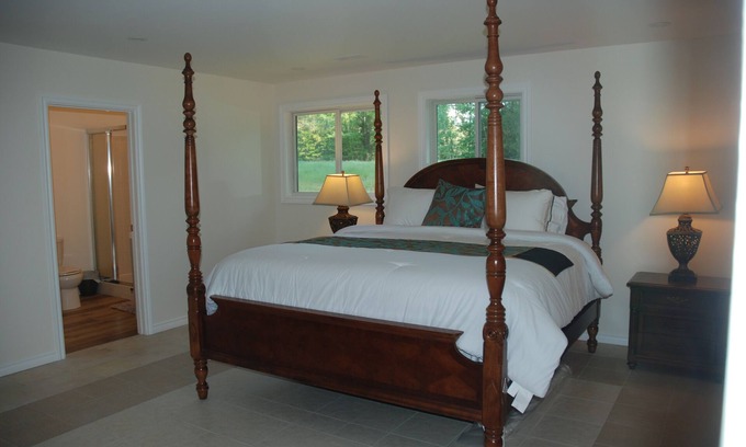 Madawaska Valley House | Lake front newly renovated house