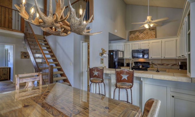 Pagosa Springs Condo | Lake Hatcher Townhome