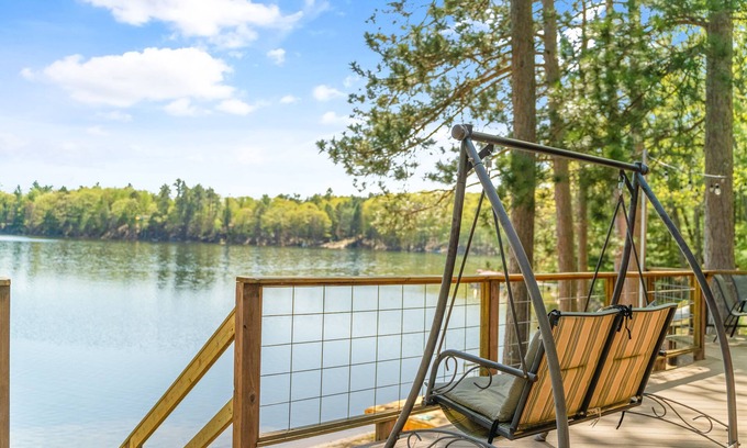 Eagle River House | Lake House&Pet-Friendly&Trail Access&WIFI