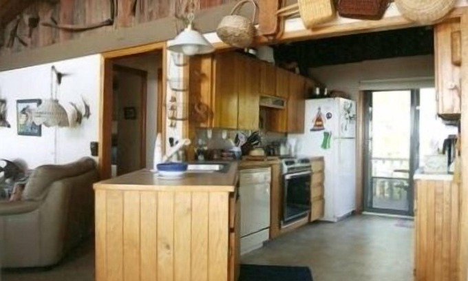 Shelby Cottage | Lake Michigan Beachfront Cottage