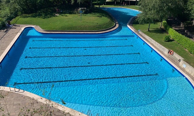 Valbrona Apartment | Lake view apartment with pool and tennis