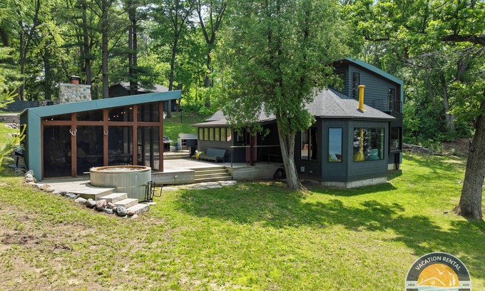 Elkhorn House | Lake Wandawega 4-Bed Retreat with Hot Tub