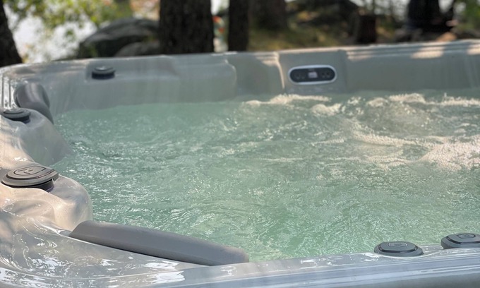 North Kawartha Cottage | Lakefront Cottage in Kawartha Highlands Provincial Park