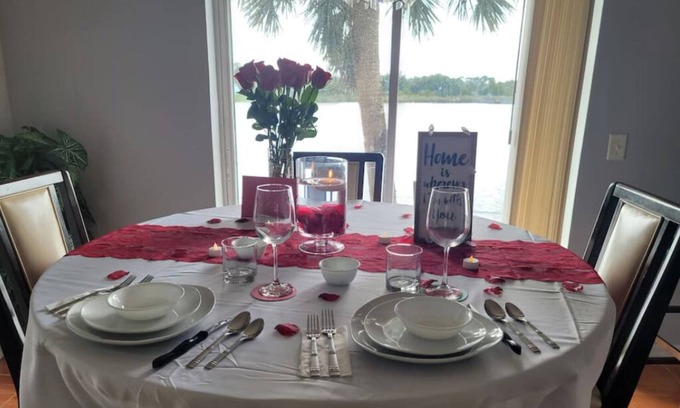 Eustis House | Lakefront Home