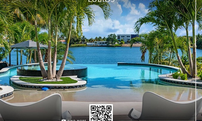 Ludlam House | Lakefront Luxury Retreat – 7BR Paradise Escape