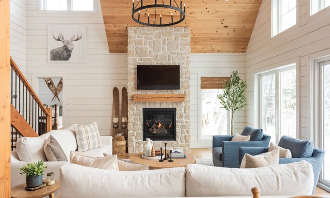 Georgian Bay Apartment | Lakefront Muskoka Cottage w/hot tub