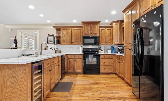 Eatonton House | Lakefront Paradise & Boat House