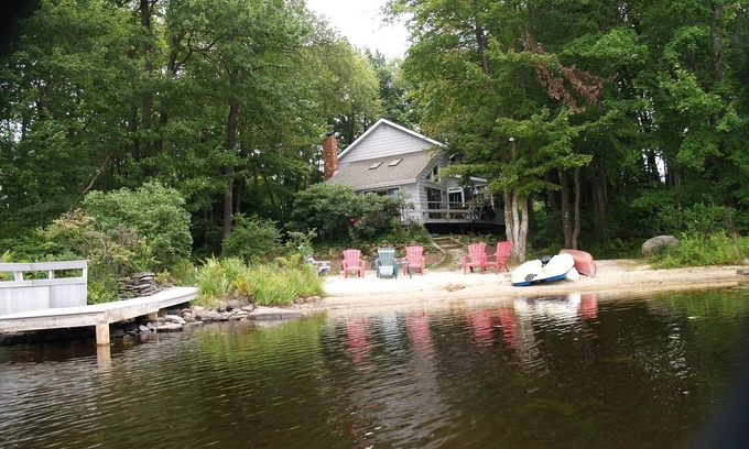 Gouldsboro House | Lakefront Pocono Retreat/Family & Pet Friendly/canoes/kayak/row boat/Fire pit!