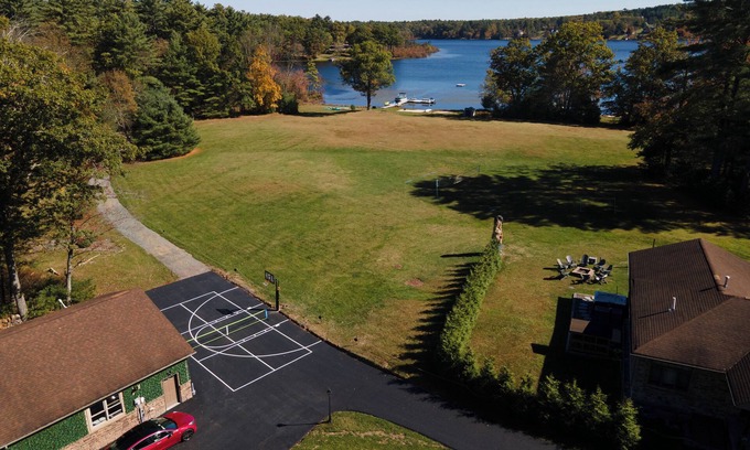 Highland Lake Cottage | Lakefront | Sport Courts | HotTub | GameRoom