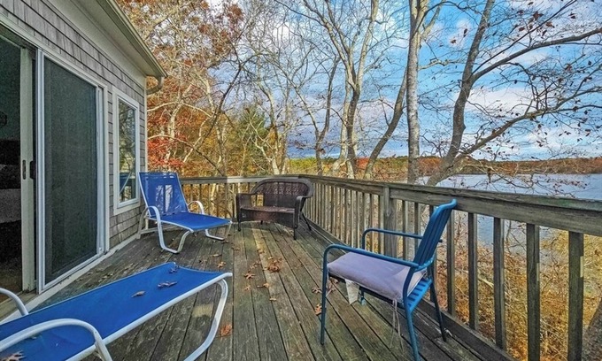 Cotuit House | Lakefront Stunning Cape Cod Views w Private Lake Beach - Backyard is the Lake !
