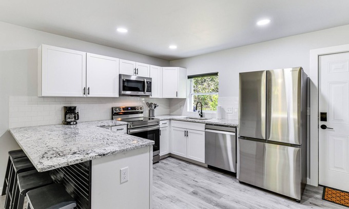 Huntersville House | Lakegoer's Retreat in Huntersville ~ 7 Mi to Water