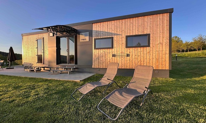 Neunburg vorm Wald House | Lakeside Comfort with Garden