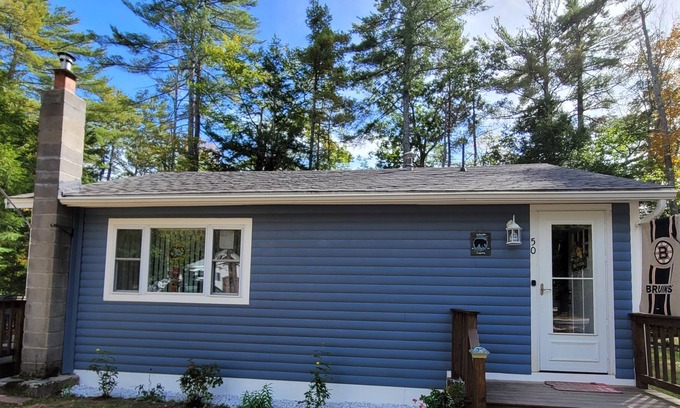 Middleton Cottage | Lakeside Lagoon