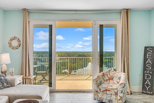 Panama City Beach Apartment | Laketown Wharf #1034