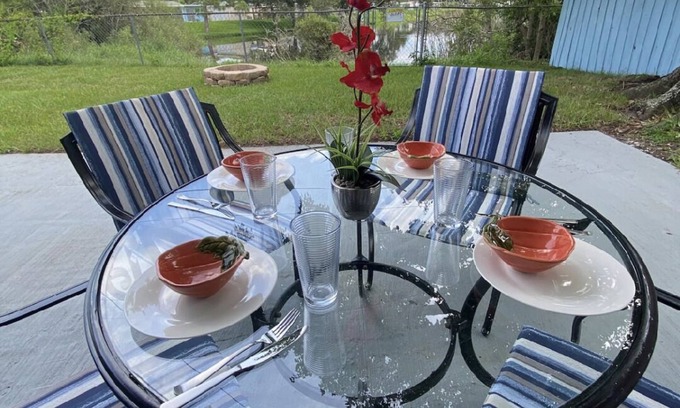 Conway House | lakeview home minutes from MCO airport