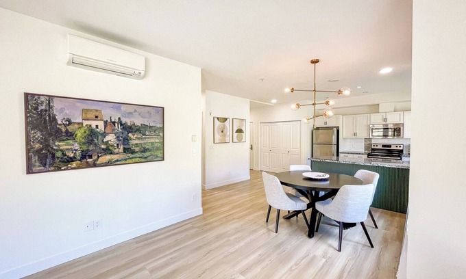 Shannon Lake Apartment | Lakeview Retreat in West Kelowna