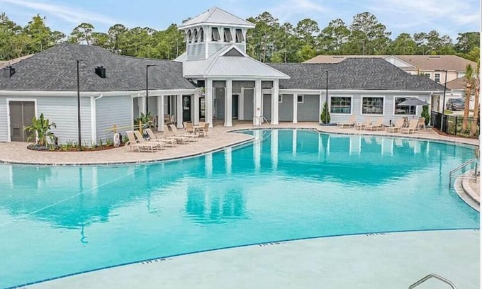 St. Augustine Apartment | Lakeview Townhome With Pool and Weight Room