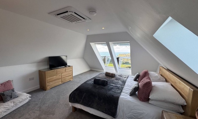 Tintagel Apartment | Lancelot’s Breathtaking views