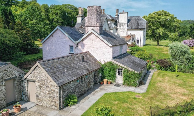 Boncath Cottage | Lancych Cottage - 2 Bedroom Cottage - Boncath