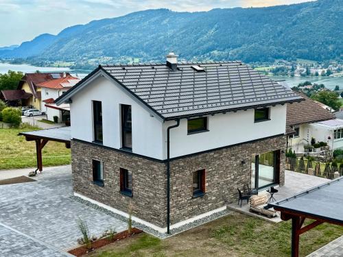 Bodensdorf House | Landhaus Steinrose