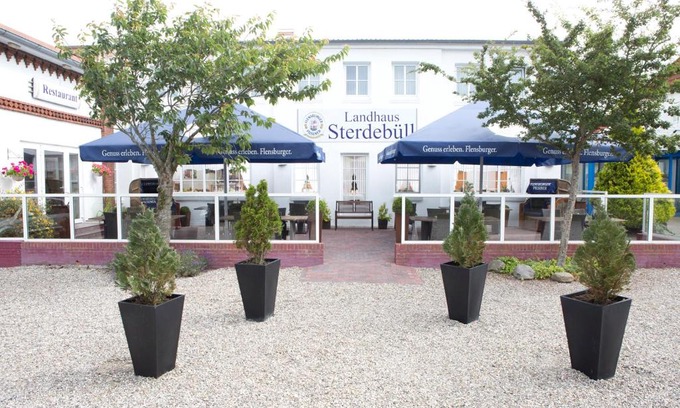 Bordelum Hotel | Landhaus Sterdebüll