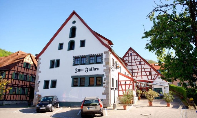 Tauberzell Hotel | Landhaus Zum Falken