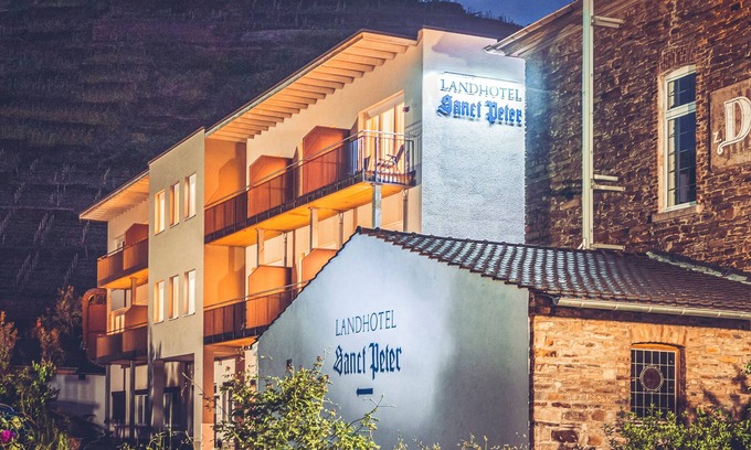 Ahrweiler Hotel | Landhotel Sanct Peter