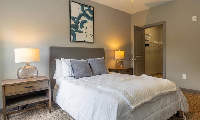 Vestavia Hills Apartment | Landing at Branchwater - 2 Bedrooms in Downtown Vestavia Hills