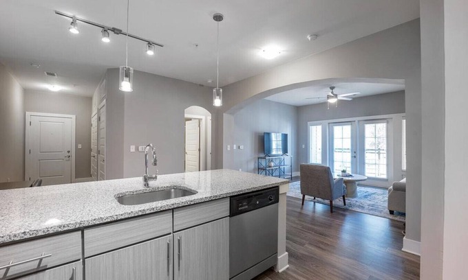 West Ashley Apartment | Landing at Heyward West Ashley - 2 Bedrooms in West Ashley