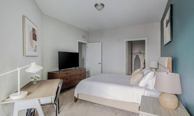 Covington Apartment | Landing | Beautiful 1BD, Clubhouse, Pool