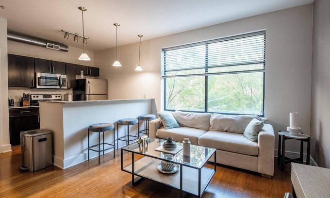 Church Hill Apartment | Landing | Beautiful 1BD, Courtyard, Rooftop Lounge