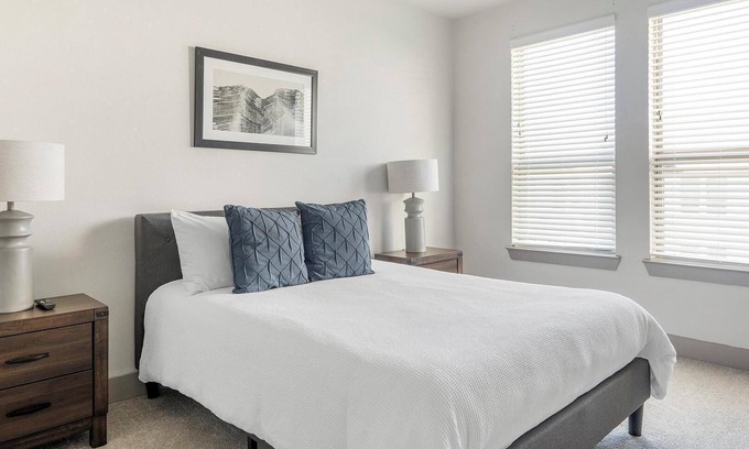 Manor Apartment | Landing | Chic 1BD, Courtyard, Gym