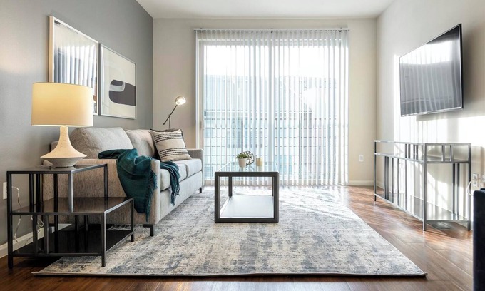 Houston Apartment | Landing | Incredible 1BD, Clubhouse, Pool