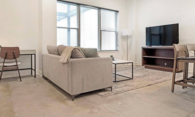 Downtown St. Louis Apartment | Landing | Incredible 1BD, Rooftop Lounge